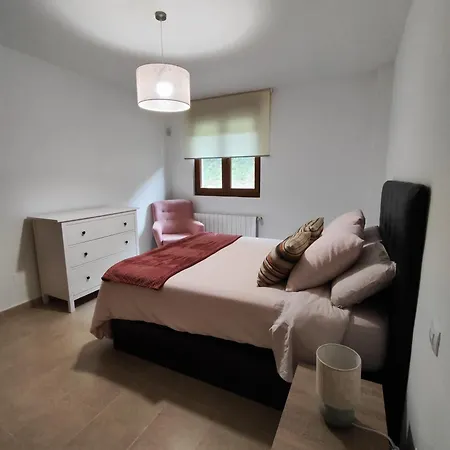 Appartement Altos De La Hayuela, A 7 Min De *