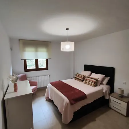 Altos De La Hayuela, A 7 Min De