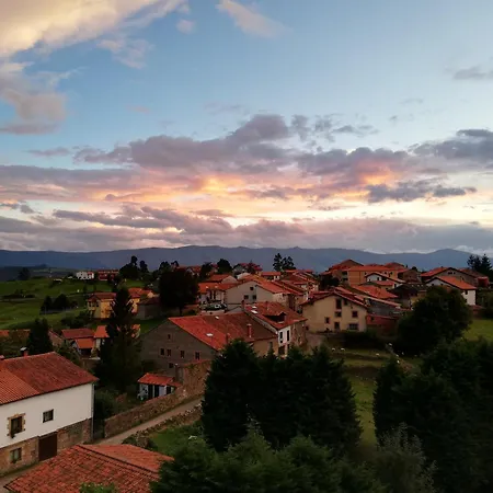 Appartement Altos De La Hayuela, A 7 Min De