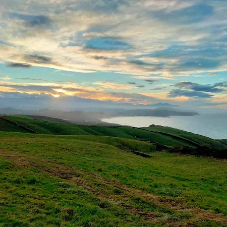 Altos De La Hayuela, A 7 Min De Apartman Comillas