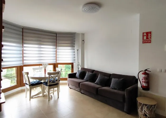 Apartamento Altos De La Hayuela, A 7 Min De Comillas