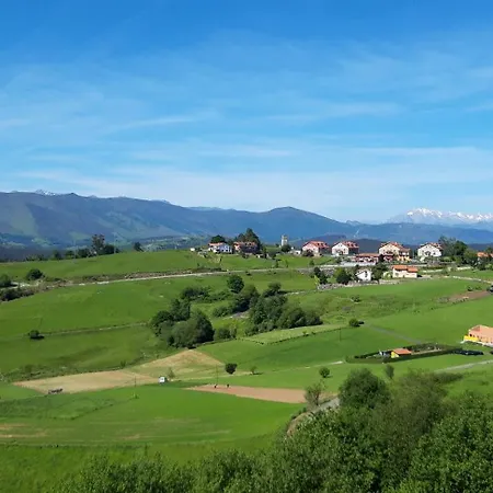 Altos De La Hayuela, A 7 Min De Comillas